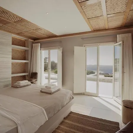 Aqua Pearl Mykonos Villa Tourlos